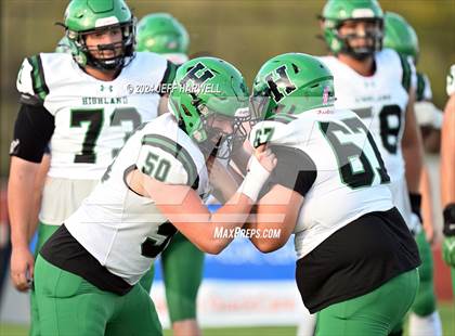Thumbnail 3 in Highland @ Tallmadge photogallery.