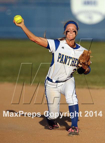Thumbnail 2 in Pflugerville vs Del Valle (5A Region 2 Bi-District Playoff) photogallery.