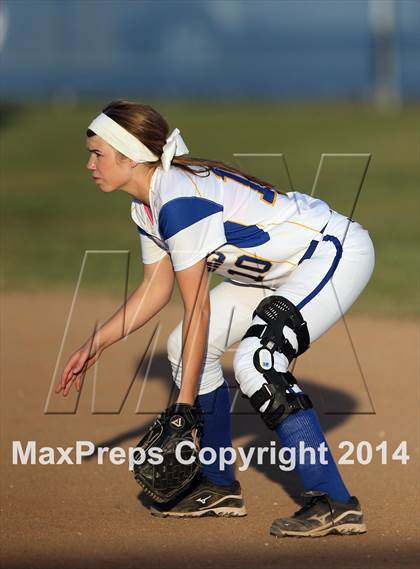 Thumbnail 2 in Pflugerville vs Del Valle (5A Region 2 Bi-District Playoff) photogallery.