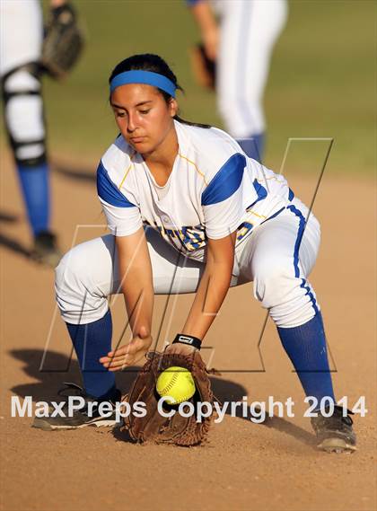 Thumbnail 2 in Pflugerville vs Del Valle (5A Region 2 Bi-District Playoff) photogallery.