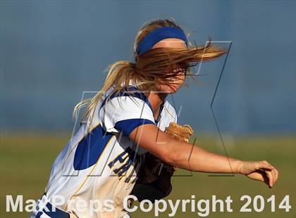Thumbnail 3 in Pflugerville vs Del Valle (5A Region 2 Bi-District Playoff) photogallery.