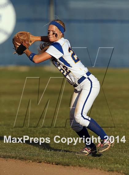 Thumbnail 3 in Pflugerville vs Del Valle (5A Region 2 Bi-District Playoff) photogallery.