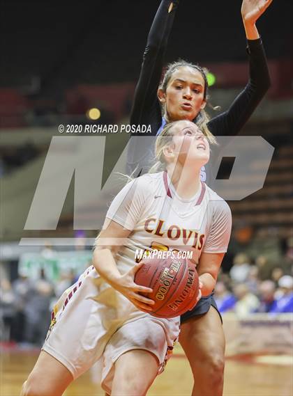 Thumbnail 3 in Clovis North vs. Clovis West (CIF Open Division Central Section Final) photogallery.