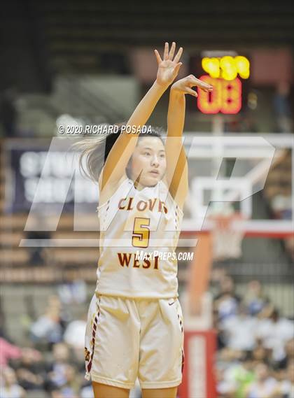Thumbnail 1 in Clovis North vs. Clovis West (CIF Open Division Central Section Final) photogallery.