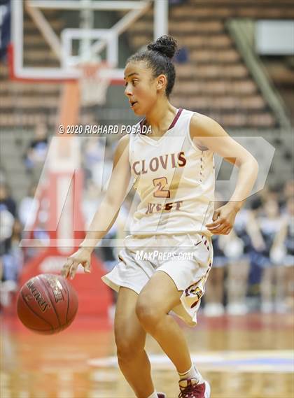 Thumbnail 2 in Clovis North vs. Clovis West (CIF Open Division Central Section Final) photogallery.