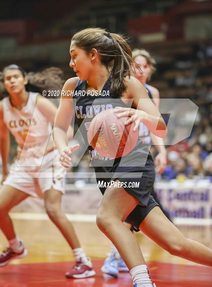 Thumbnail 1 in Clovis North vs. Clovis West (CIF Open Division Central Section Final) photogallery.