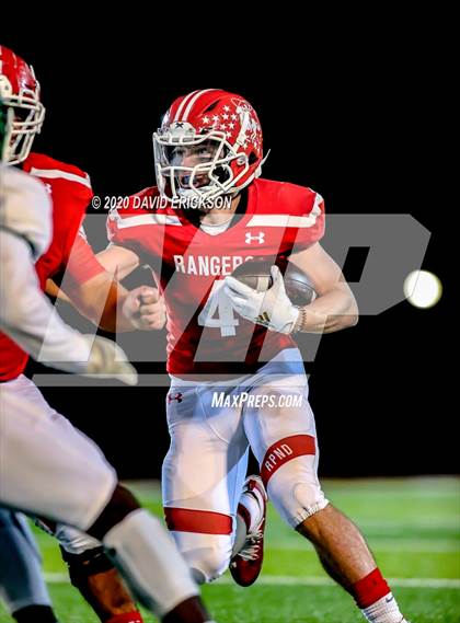 Thumbnail 2 in Monahans vs. Perryton (UIL 4A Bi-District Playoff) photogallery.
