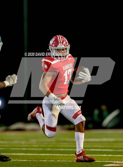 Thumbnail 2 in Monahans vs. Perryton (UIL 4A Bi-District Playoff) photogallery.