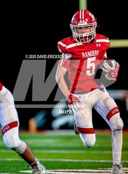 Thumbnail 1 in Monahans vs. Perryton (UIL 4A Bi-District Playoff) photogallery.