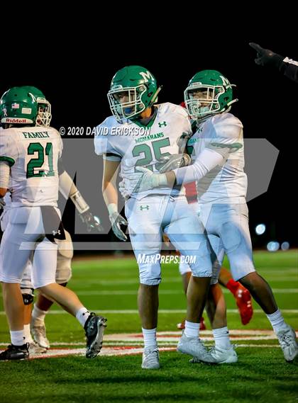 Thumbnail 3 in Monahans vs. Perryton (UIL 4A Bi-District Playoff) photogallery.