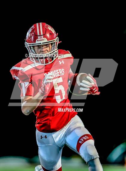 Thumbnail 1 in Monahans vs. Perryton (UIL 4A Bi-District Playoff) photogallery.