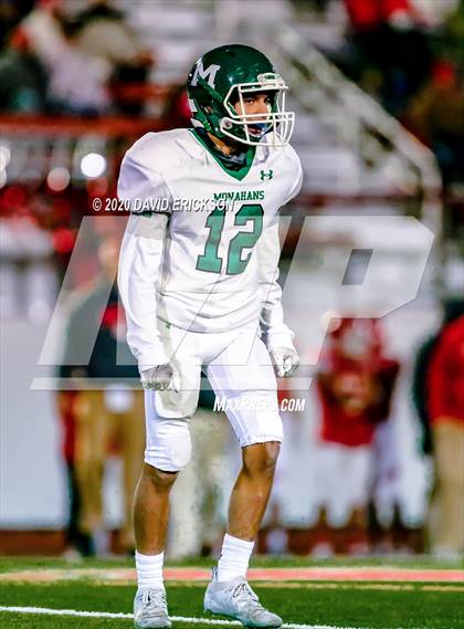 Thumbnail 1 in Monahans vs. Perryton (UIL 4A Bi-District Playoff) photogallery.