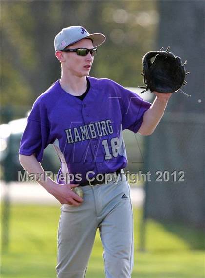 Thumbnail 1 in Iroquois @ Hamburg photogallery.