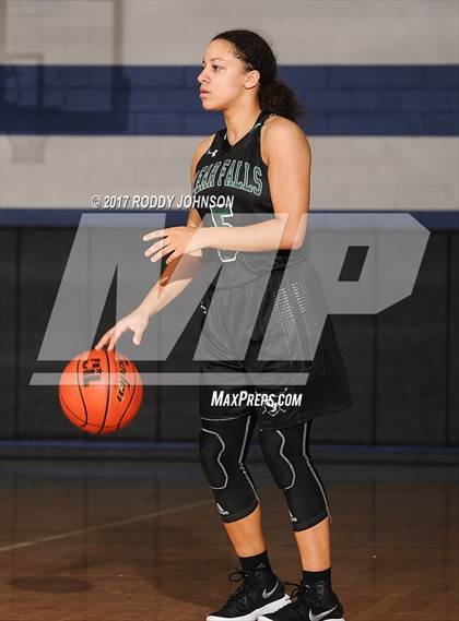 Thumbnail 1 in Cypress Creek vs. Clear Falls (McDonald's Texas Invitational) photogallery.