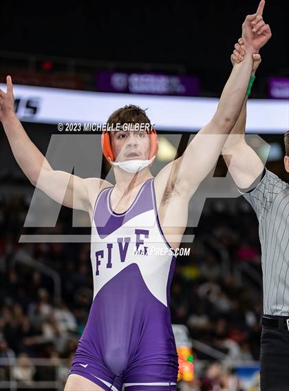 Thumbnail 2 in NYSPHSAA Division 2 Semifinals photogallery.