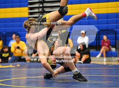 Thumbnail 3 in Klein Oak @ Klein photogallery.