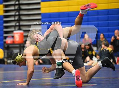Thumbnail 2 in Klein Oak @ Klein photogallery.