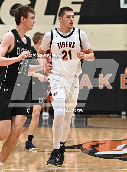 Thumbnail 3 in D'Evelyn @ Lakewood photogallery.