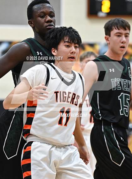 Thumbnail 2 in D'Evelyn @ Lakewood photogallery.