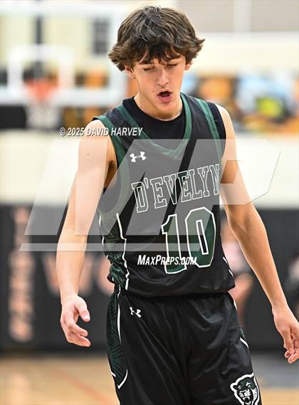 Thumbnail 1 in D'Evelyn @ Lakewood photogallery.