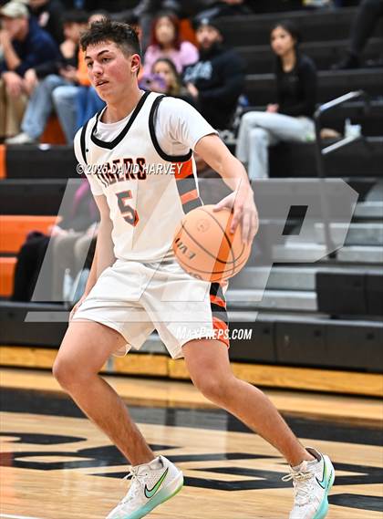 Thumbnail 3 in D'Evelyn @ Lakewood photogallery.