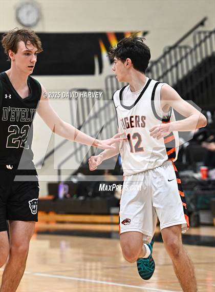 Thumbnail 3 in D'Evelyn @ Lakewood photogallery.