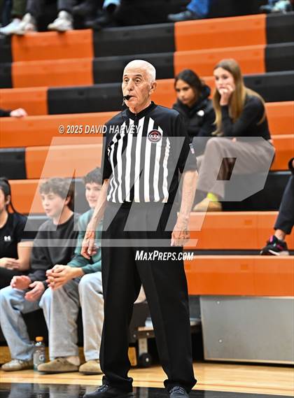 Thumbnail 1 in D'Evelyn @ Lakewood photogallery.