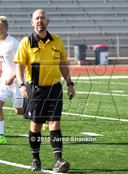 Thumbnail 2 in Hahnville @ E. D. White (Scrimmage) photogallery.