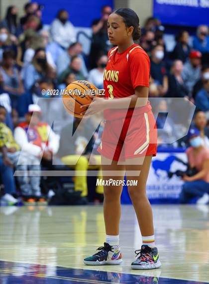 Thumbnail 3 in Cathedral Catholic @ Sierra Canyon photogallery.
