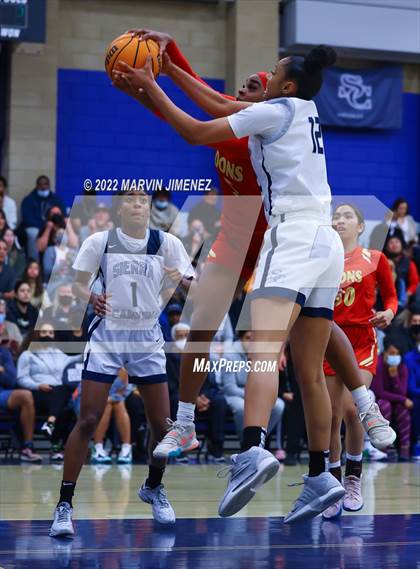 Thumbnail 3 in Cathedral Catholic @ Sierra Canyon photogallery.