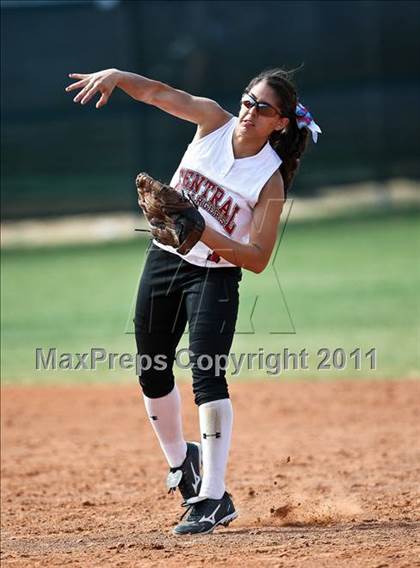 Thumbnail 2 in Keller Central vs. Boswell (Mansfield Tournament)  photogallery.