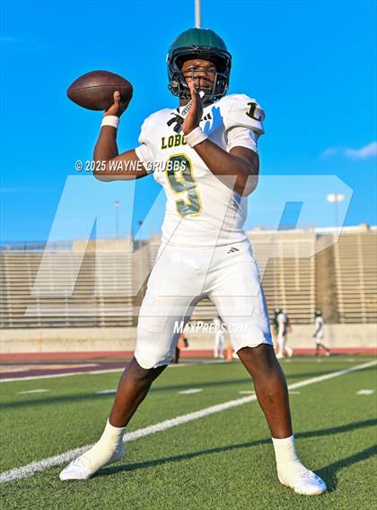 Thumbnail 1 in Longview @ South Oak Cliff photogallery.