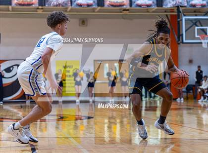 Thumbnail 3 in Quincy vs. O'Fallon(IHSA 4A Sectional Semifinals) photogallery.