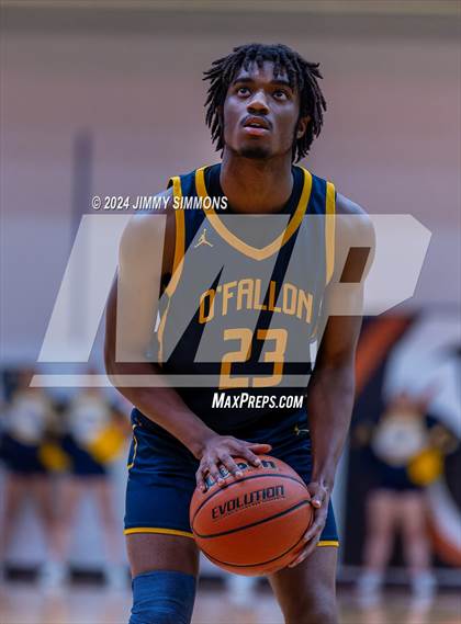 Thumbnail 1 in Quincy vs. O'Fallon(IHSA 4A Sectional Semifinals) photogallery.
