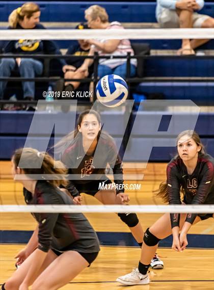 Thumbnail 2 in Land O' Lakes vs. Lake Gibson photogallery.