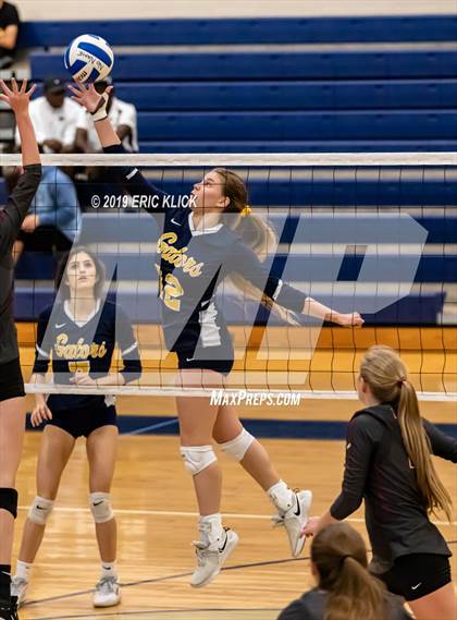 Thumbnail 3 in Land O' Lakes vs. Lake Gibson photogallery.