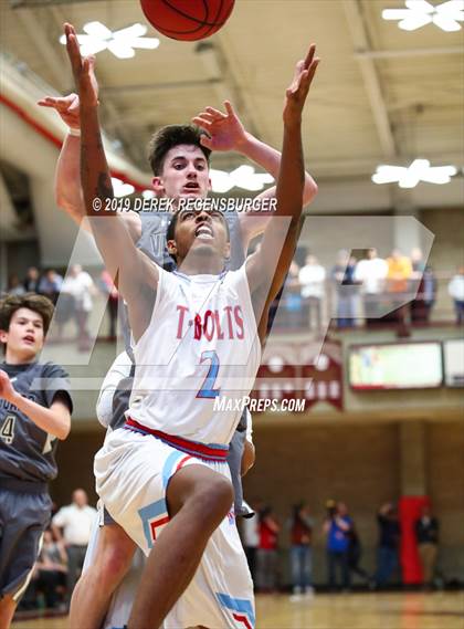 Thumbnail 2 in The Vanguard School vs Manual (CHSAA 3A Final) photogallery.