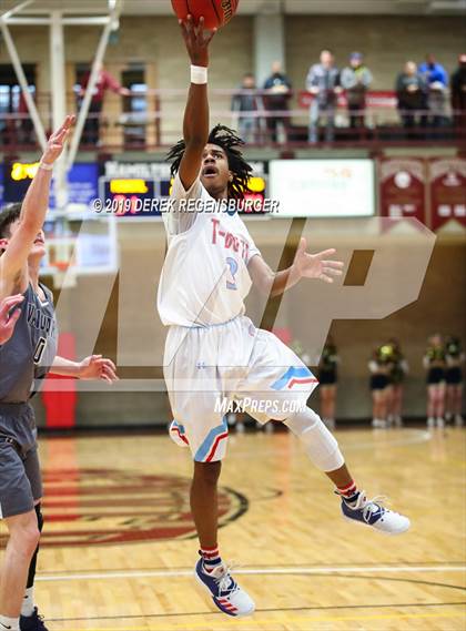Thumbnail 2 in The Vanguard School vs Manual (CHSAA 3A Final) photogallery.