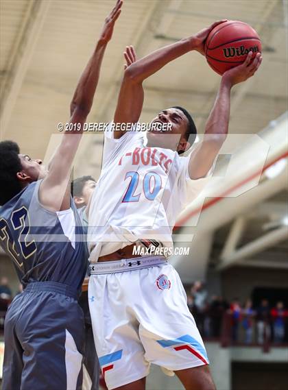 Thumbnail 3 in The Vanguard School vs Manual (CHSAA 3A Final) photogallery.