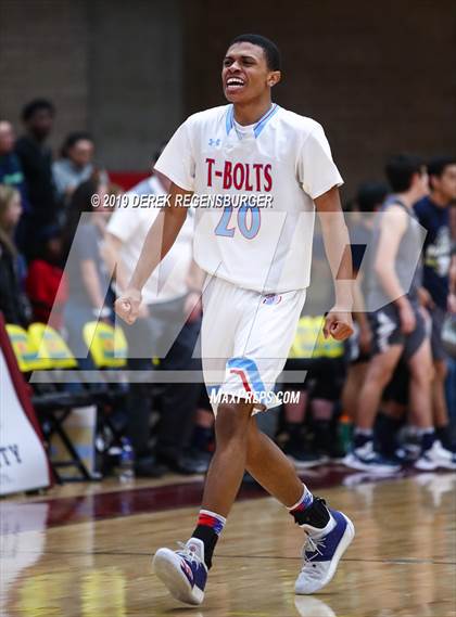 Thumbnail 2 in The Vanguard School vs Manual (CHSAA 3A Final) photogallery.