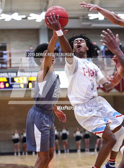 Thumbnail 3 in The Vanguard School vs Manual (CHSAA 3A Final) photogallery.