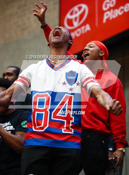 Thumbnail 1 in The Vanguard School vs Manual (CHSAA 3A Final) photogallery.