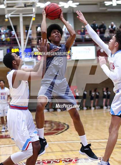 Thumbnail 3 in The Vanguard School vs Manual (CHSAA 3A Final) photogallery.
