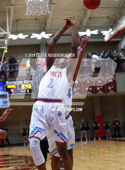 Thumbnail 2 in The Vanguard School vs Manual (CHSAA 3A Final) photogallery.