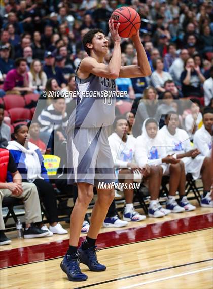 Thumbnail 2 in The Vanguard School vs Manual (CHSAA 3A Final) photogallery.