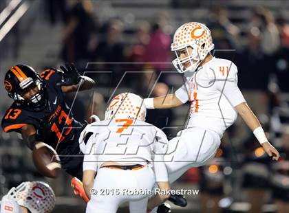 Thumbnail 3 in Gilmer vs. Celina (UIL 4A Semifinal) photogallery.