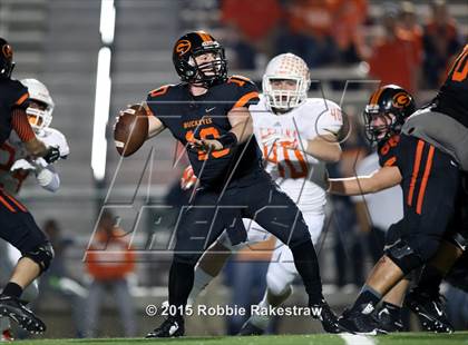 Thumbnail 2 in Gilmer vs. Celina (UIL 4A Semifinal) photogallery.