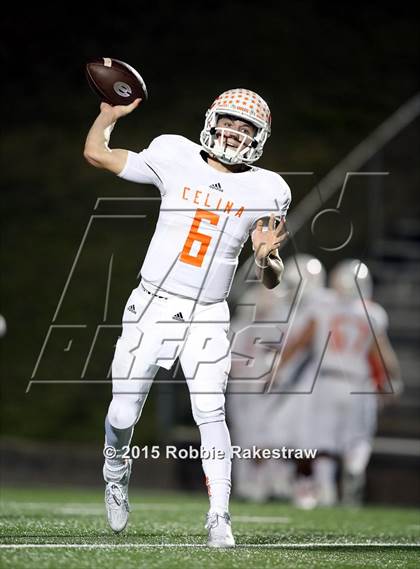 Thumbnail 2 in Gilmer vs. Celina (UIL 4A Semifinal) photogallery.