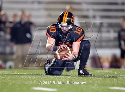 Thumbnail 2 in Gilmer vs. Celina (UIL 4A Semifinal) photogallery.