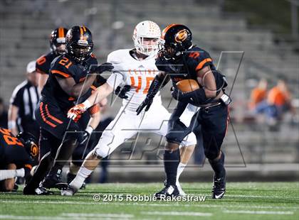 Thumbnail 2 in Gilmer vs. Celina (UIL 4A Semifinal) photogallery.